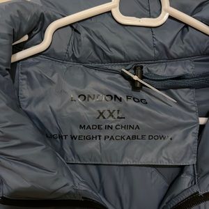 Womens packable down jacket. Lightweight but warm. Beautiful color!